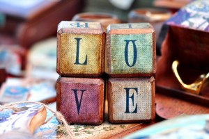 Открытка: Кубики Love