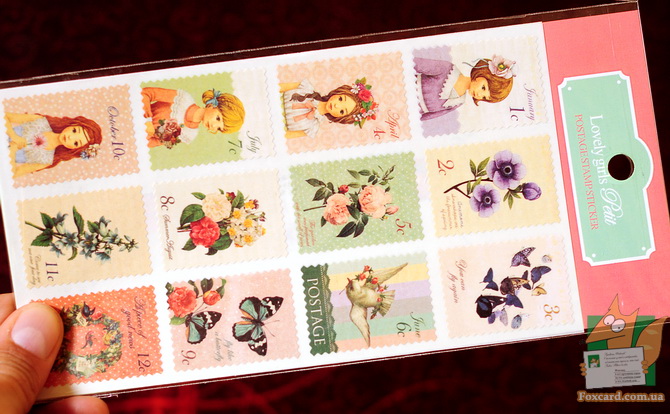 Наборы почтовых наклеек в виде марок.