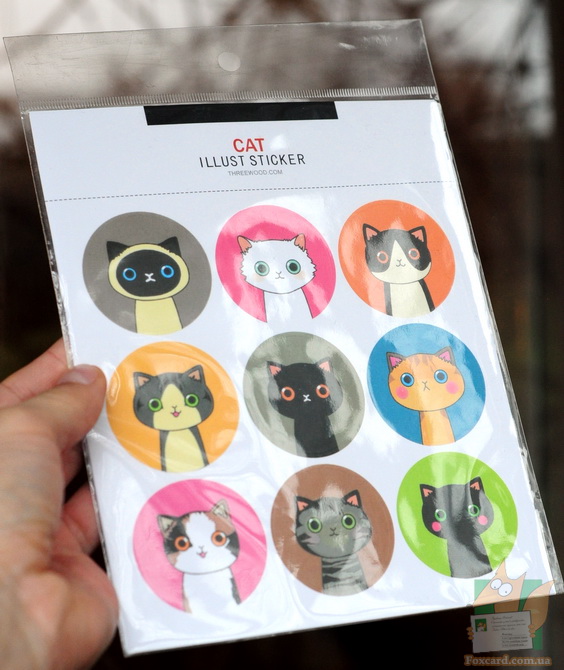 Круглые наклейки с кошками и куклами